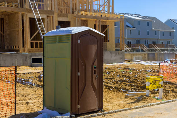 Portable Toilet Options We Offer in Tri Lakes, IN